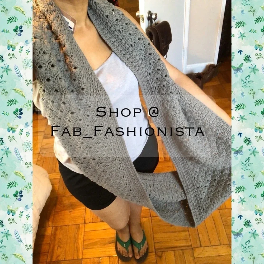 Knit thick long infinity scarf grey